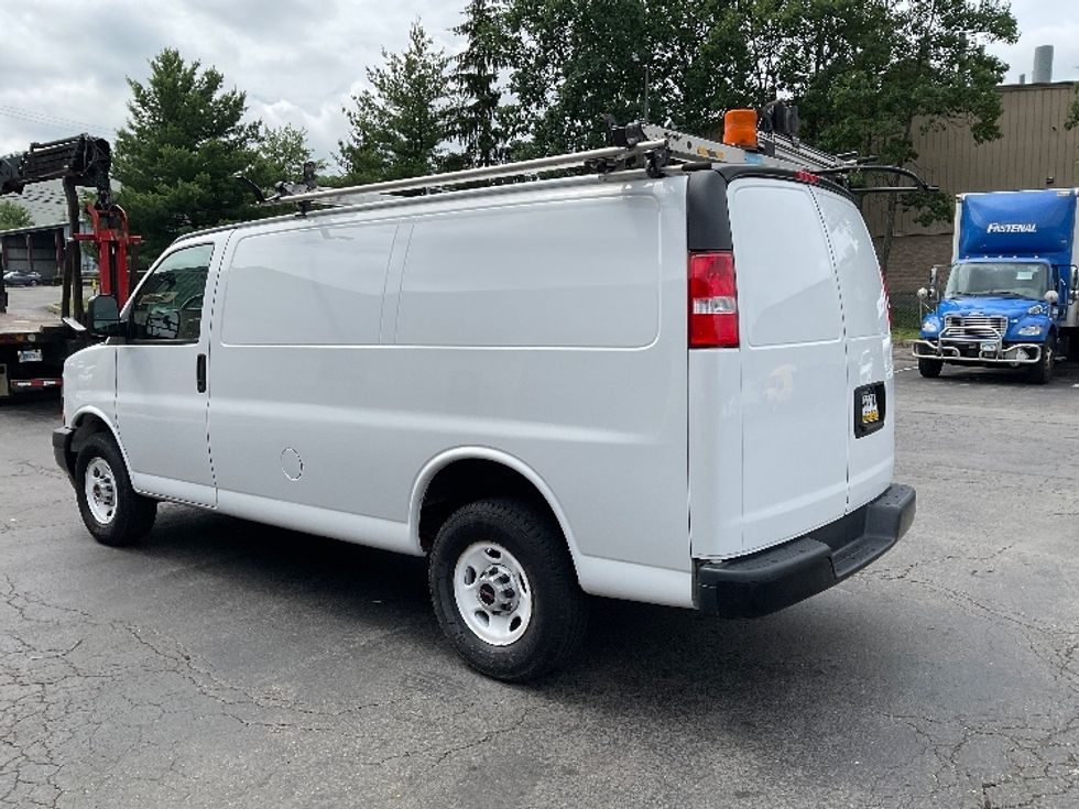 Cargo Van (Panel Van)-Light and Medium Duty Trucks-GMC-2020-Savana G33405-Hazleton-PA-47,851\n\t\tmiles-$ 28,500 - Image 5