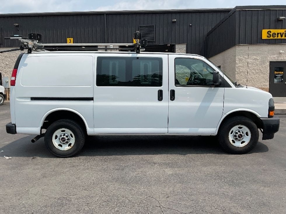 Cargo Van (Panel Van)-Light and Medium Duty Trucks-GMC-2020-Savana G33405-Hazleton-PA-59,788\n\t\tmiles-$ 27,500 - Image 12