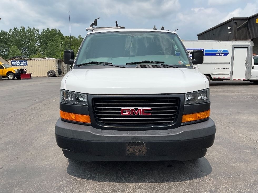 Cargo Van (Panel Van)-Light and Medium Duty Trucks-GMC-2020-Savana G33405-Hazleton-PA-59,788\n\t\tmiles-$ 27,500 - Image 2