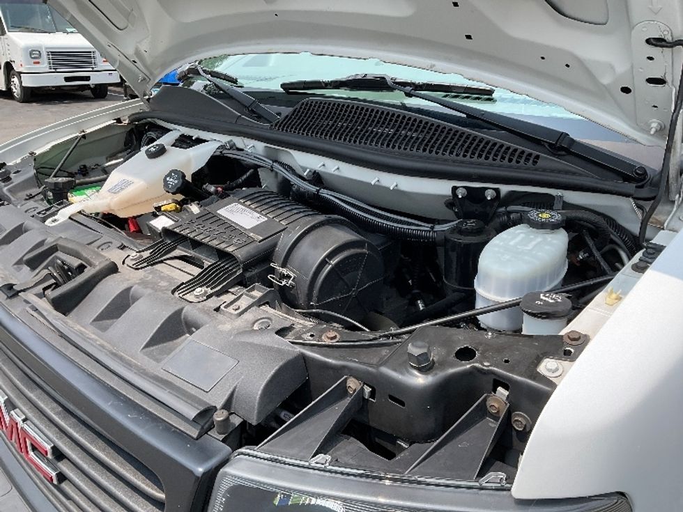 Cargo Van (Panel Van)-Light and Medium Duty Trucks-GMC-2020-Savana G33405-Hazleton-PA-59,788\n\t\tmiles-$ 27,500 - Image 21