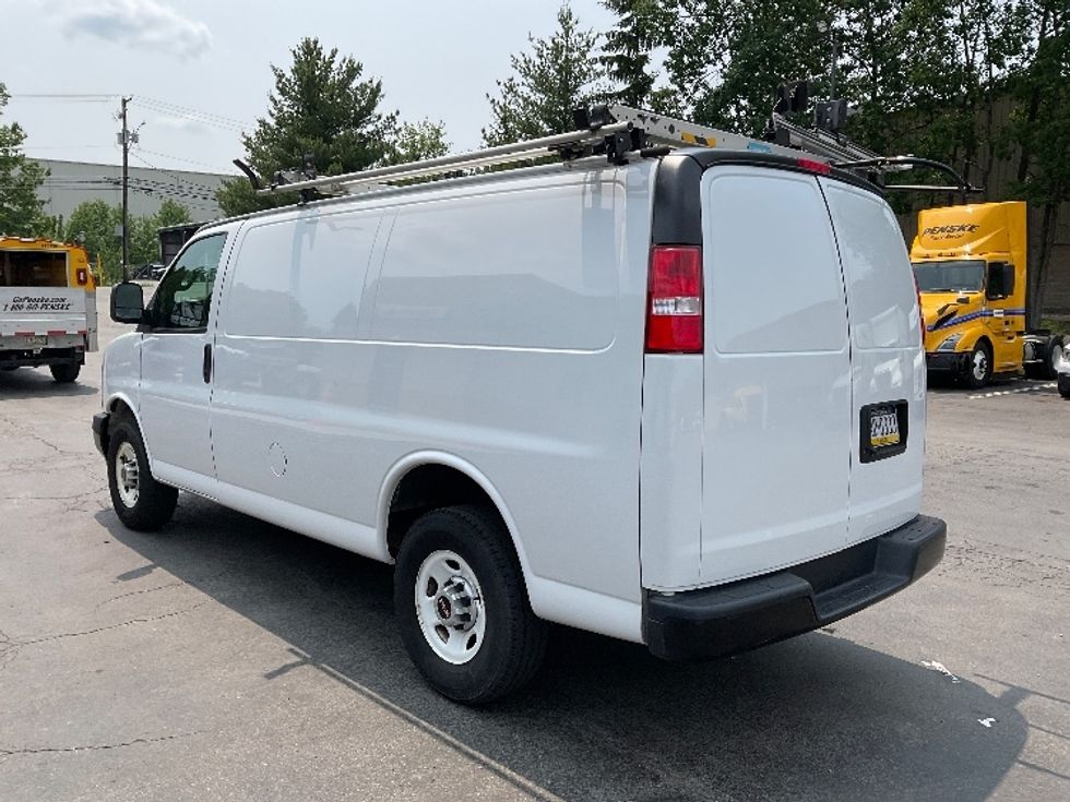 Cargo Van (Panel Van)-Light and Medium Duty Trucks-GMC-2020-Savana G33405-Hazleton-PA-59,788\n\t\tmiles-$ 27,500 - Image 5