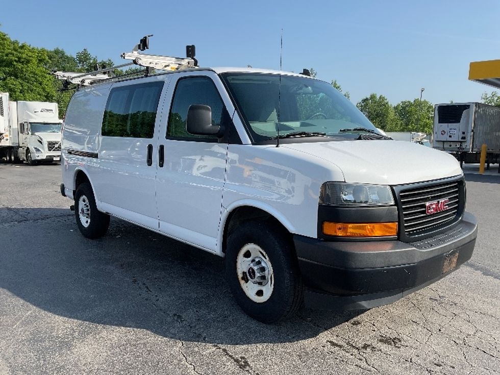 Cargo Van (Panel Van)-Light and Medium Duty Trucks-GMC-2020-Savana G33405-Jessup-PA-63,356\n\t\tmiles-$ 27,250 - Image 1