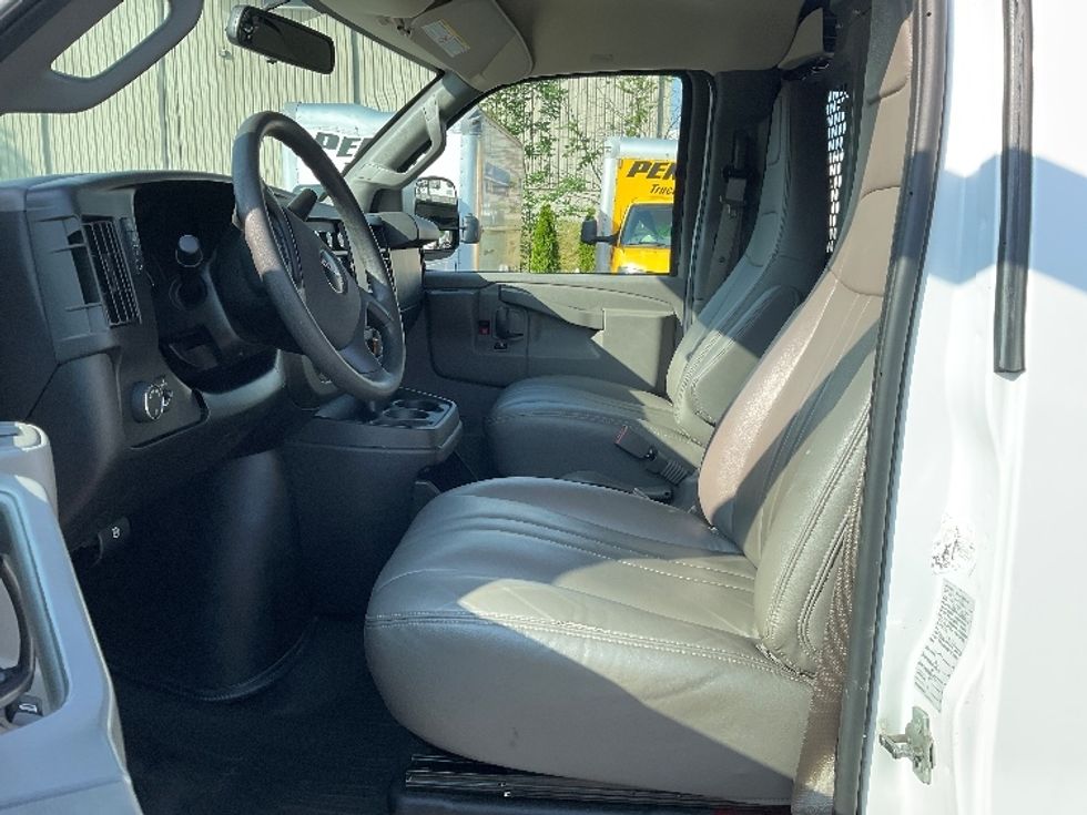 Cargo Van (Panel Van)-Light and Medium Duty Trucks-GMC-2020-Savana G33405-Jessup-PA-63,356\n\t\tmiles-$ 27,250 - Image 14