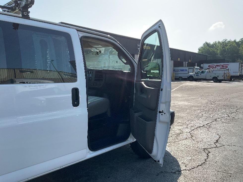 Cargo Van (Panel Van)-Light and Medium Duty Trucks-GMC-2020-Savana G33405-Jessup-PA-63,356\n\t\tmiles-$ 27,250 - Image 15