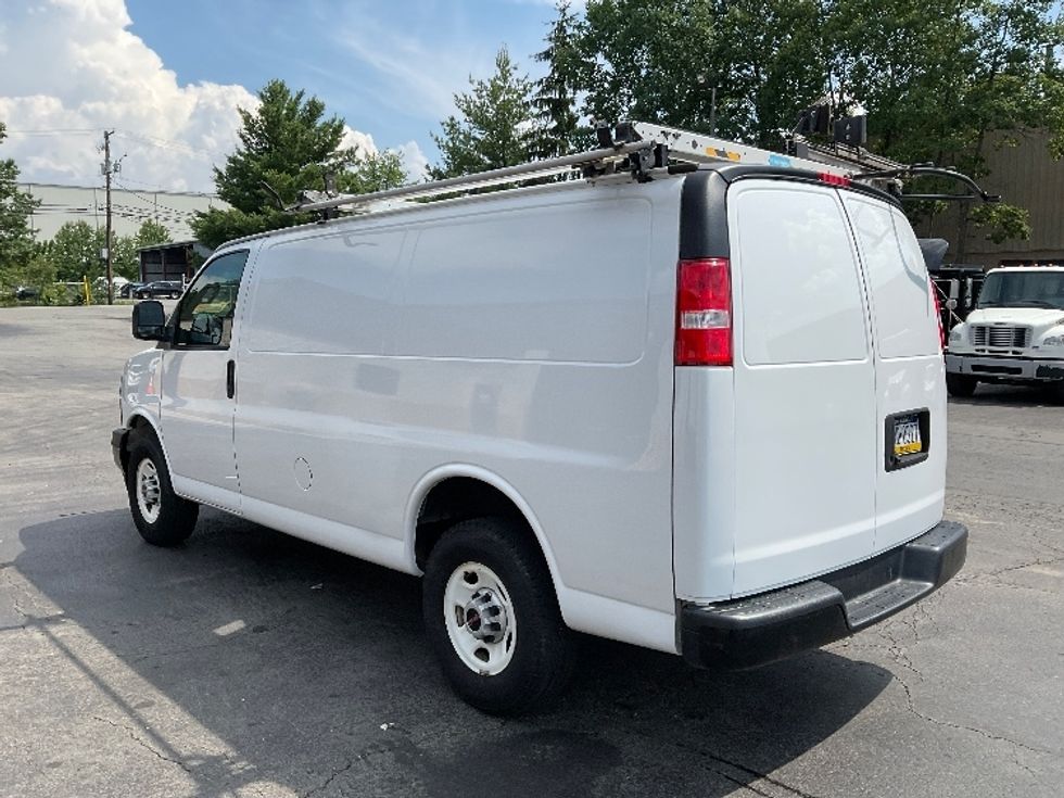Cargo Van (Panel Van)-Light and Medium Duty Trucks-GMC-2020-Savana G33405-Jessup-PA-80,852\n\t\tmiles-$ 25,750 - Image 5