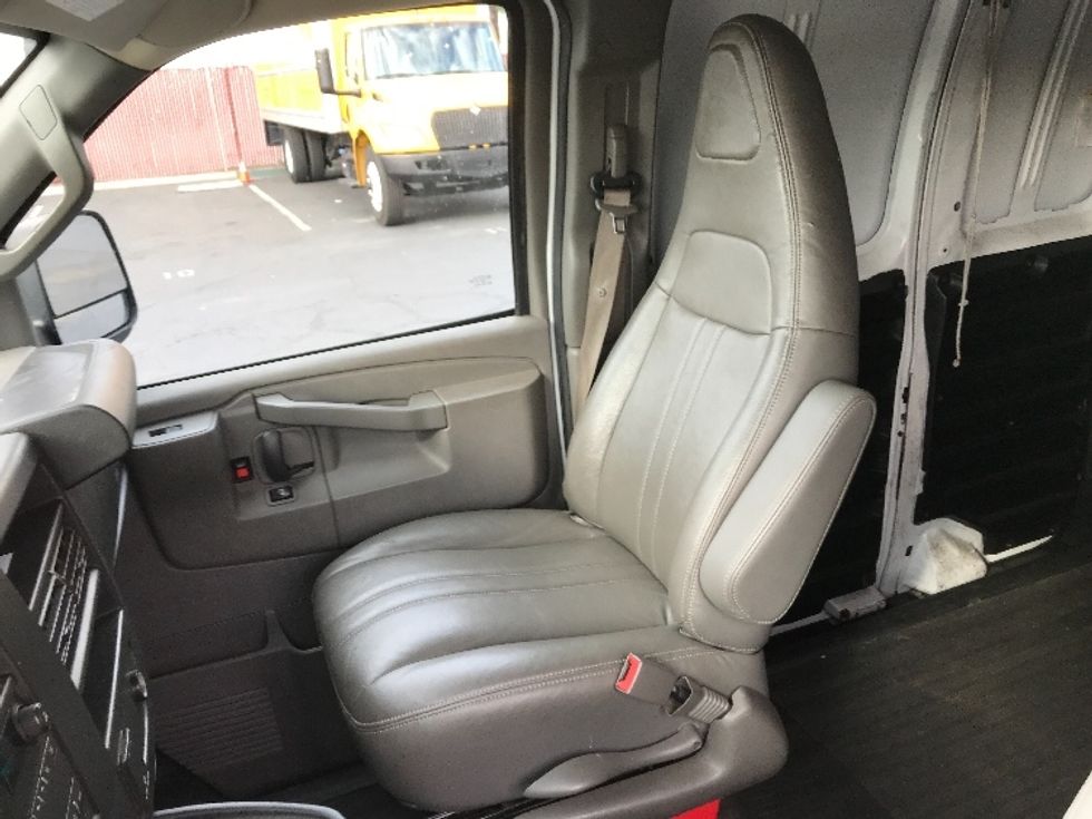 Cargo Van (Panel Van)-Light and Medium Duty Trucks-GMC-2020-Savana G33705-La Mirada-CA-101,577\n\t\tmiles-$ 28,250 - Image 18