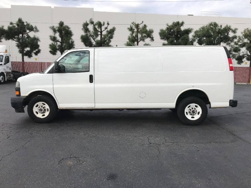 Cargo Van (Panel Van)-Light and Medium Duty Trucks-GMC-2020-Savana G33705-La Mirada-CA-101,577\n\t\tmiles-$ 28,250 - Image 4