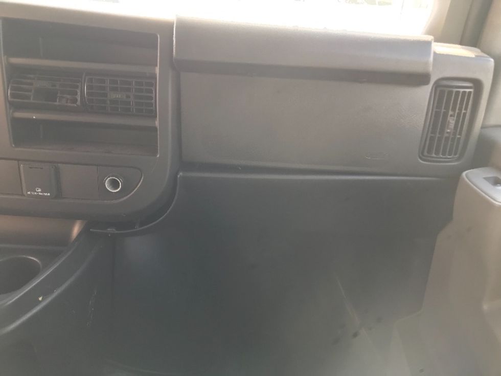 Cargo Van (Panel Van)-Light and Medium Duty Trucks-GMC-2020-Savana G33705-La Mirada-CA-83,883\n\t\tmiles-$ 28,500 - Image 20