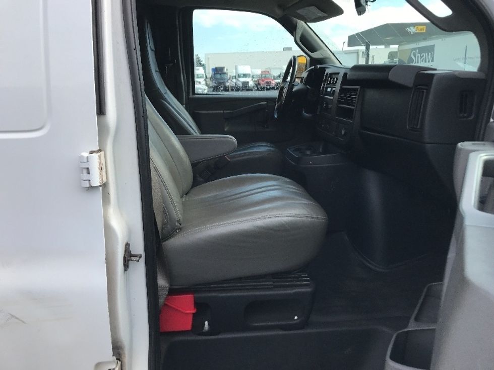 Cargo Van (Panel Van)-Light and Medium Duty Trucks-GMC-2020-Savana G33705-La Mirada-CA-83,883\n\t\tmiles-$ 28,500 - Image 21