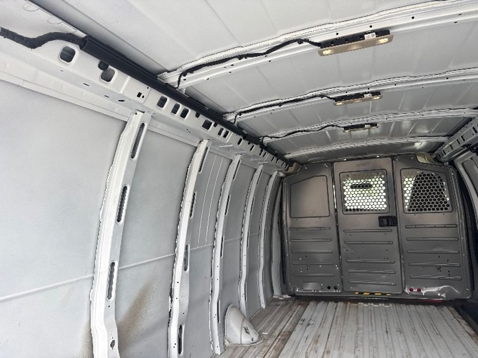 Cargo Van (Panel Van)-Light and Medium Duty Trucks-GMC-2021-Savana G33705-Fort Wayne-IN-102,188\n\t\tmiles-$ 30,500 - Image 11
