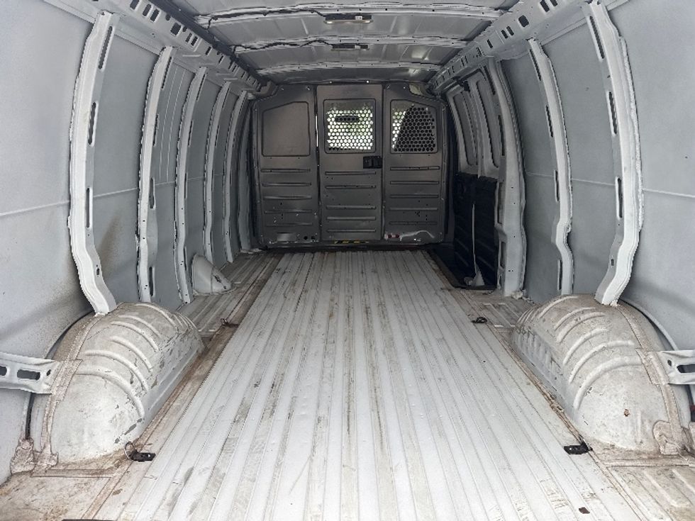 Cargo Van (Panel Van)-Light and Medium Duty Trucks-GMC-2021-Savana G33705-Fort Wayne-IN-102,188\n\t\tmiles-$ 30,500 - Image 8
