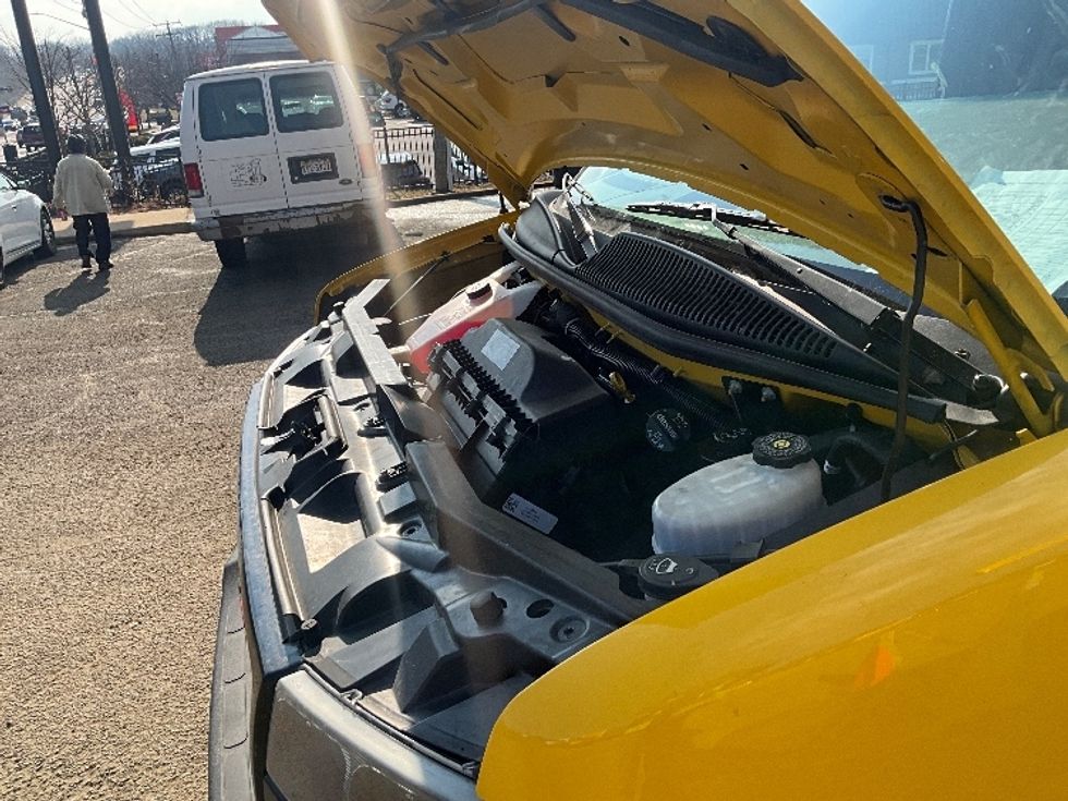 Cargo Van (Panel Van)-Light and Medium Duty Trucks-GMC-2022-Savana G23405-Alexandria-VA-65,494\n\t\tmiles-$ 27,500 - Image 21