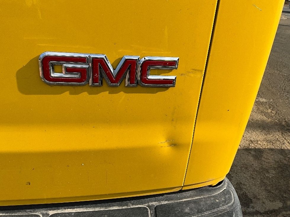 Cargo Van (Panel Van)-Light and Medium Duty Trucks-GMC-2022-Savana G23405-Alexandria-VA-65,494\n\t\tmiles-$ 27,500 - Image 26