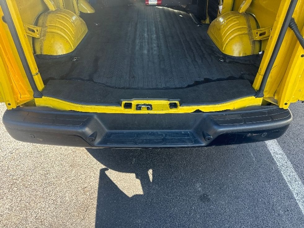 Cargo Van (Panel Van)-Light and Medium Duty Trucks-GMC-2022-Savana G23405-Capitol Heights-MD-116,791\n\t\tmiles-$ 20,500 - Image 9