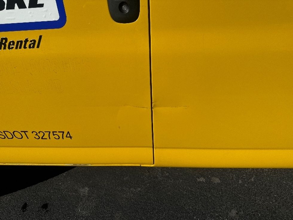 Cargo Van (Panel Van)-Light and Medium Duty Trucks-GMC-2022-Savana G23405-Capitol Heights-MD-116,791\n\t\tmiles-$ 20,500 - Image 24