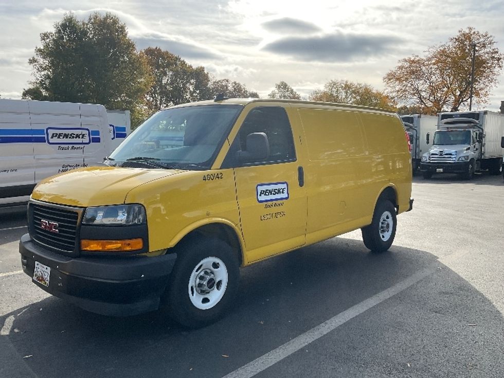 Cargo Van (Panel Van)-Light and Medium Duty Trucks-GMC-2022-Savana G23405-Capitol Heights-MD-117,360\n\t\tmiles-$ 20,500 - Image 3