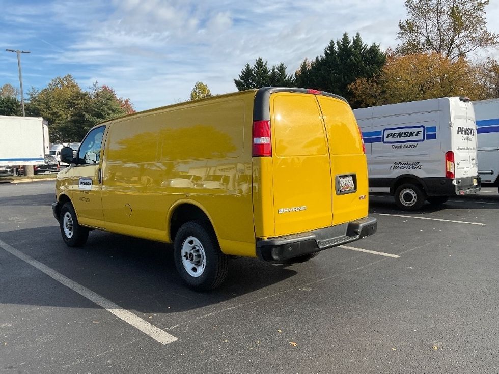 Cargo Van (Panel Van)-Light and Medium Duty Trucks-GMC-2022-Savana G23405-Capitol Heights-MD-117,360\n\t\tmiles-$ 20,500 - Image 6