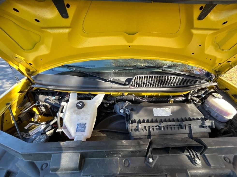 Cargo Van (Panel Van)-Light and Medium Duty Trucks-GMC-2022-Savana G23405-Capitol Heights-MD-136,096\n\t\tmiles-$ 18,750 - Image 20