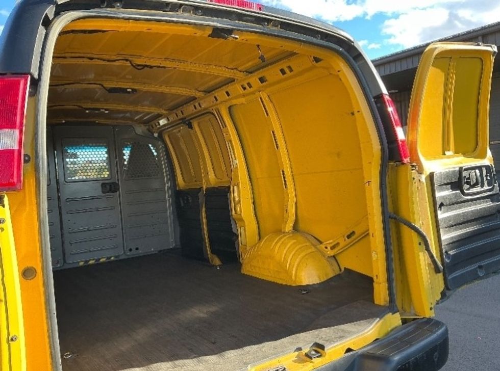 Cargo Van (Panel Van)-Light and Medium Duty Trucks-GMC-2022-Savana G23405-Capitol Heights-MD-37,118\n\t\tmiles-$ 30,250 - Image 9