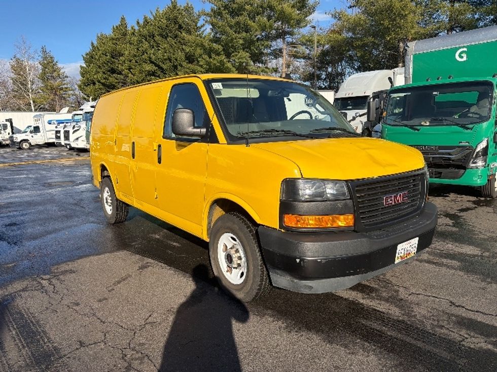 Cargo Van (Panel Van)-Light and Medium Duty Trucks-GMC-2022-Savana G23405-Capitol Heights-MD-49,527\n\t\tmiles-$ 29,000 - Image 3