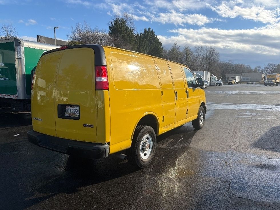 Cargo Van (Panel Van)-Light and Medium Duty Trucks-GMC-2022-Savana G23405-Capitol Heights-MD-49,527\n\t\tmiles-$ 29,000 - Image 6