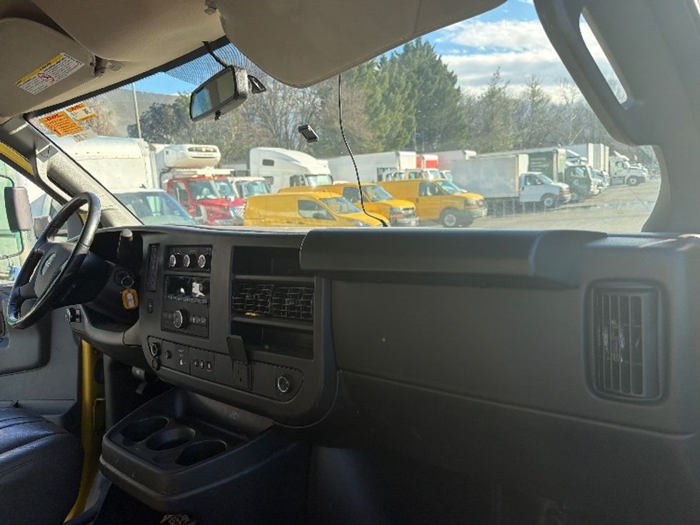Cargo Van (Panel Van)-Light and Medium Duty Trucks-GMC-2022-Savana G23405-Capitol Heights-MD-49,527\n\t\tmiles-$ 29,000 - Image 20
