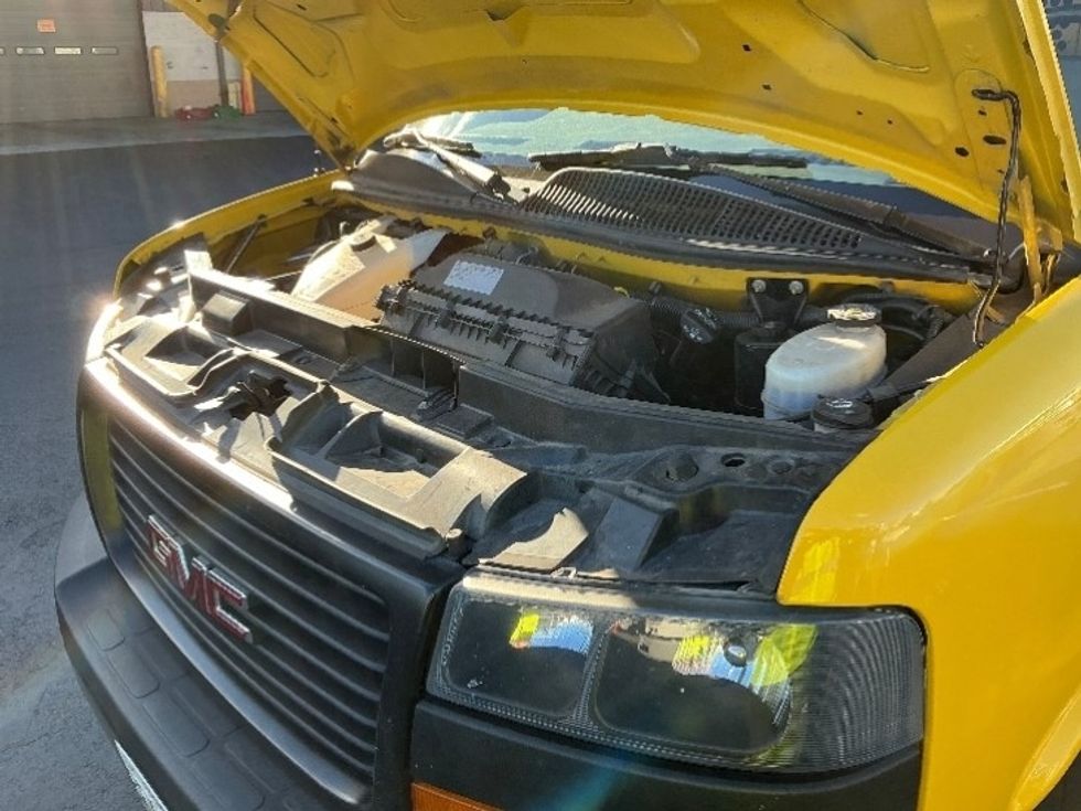 Cargo Van (Panel Van)-Light and Medium Duty Trucks-GMC-2022-Savana G23405-Capitol Heights-MD-49,527\n\t\tmiles-$ 29,000 - Image 22