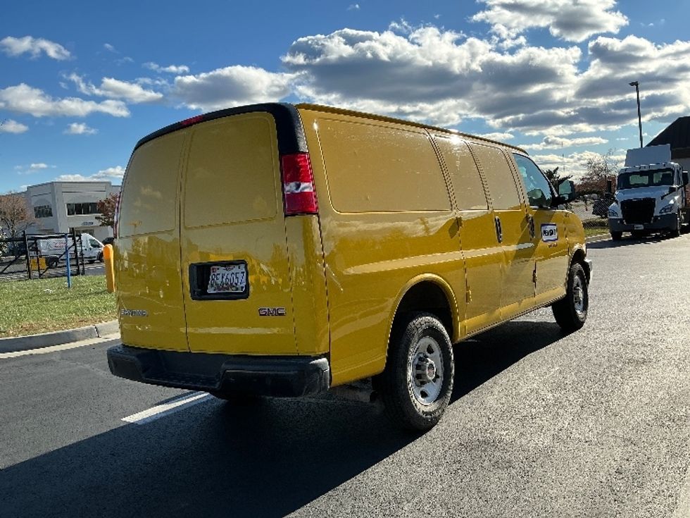 Cargo Van (Panel Van)-Light and Medium Duty Trucks-GMC-2022-Savana G23405-Capitol Heights-MD-58,991\n\t\tmiles-$ 28,250 - Image 10