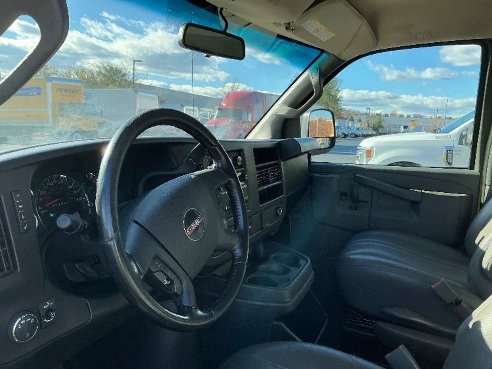 Cargo Van (Panel Van)-Light and Medium Duty Trucks-GMC-2022-Savana G23405-Capitol Heights-MD-58,991\n\t\tmiles-$ 28,250 - Image 13