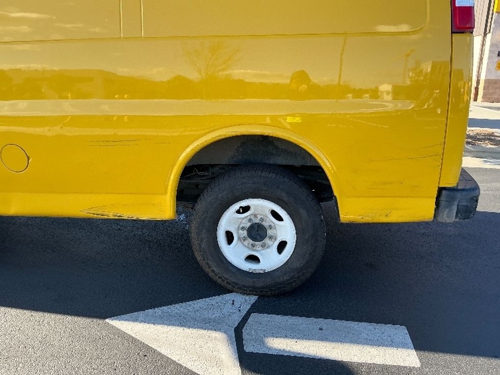 Cargo Van (Panel Van)-Light and Medium Duty Trucks-GMC-2022-Savana G23405-Capitol Heights-MD-58,991\n\t\tmiles-$ 28,250 - Image 21