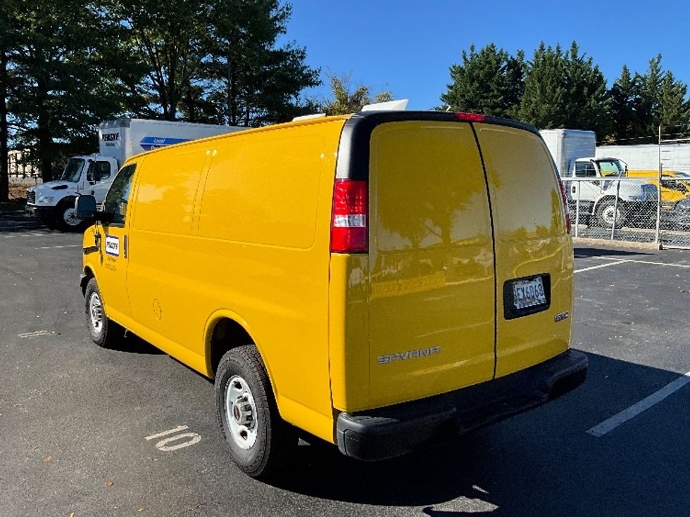 Cargo Van (Panel Van)-Light and Medium Duty Trucks-GMC-2022-Savana G23405-Capitol Heights-MD-85,990\n\t\tmiles-$ 25,500 - Image 6