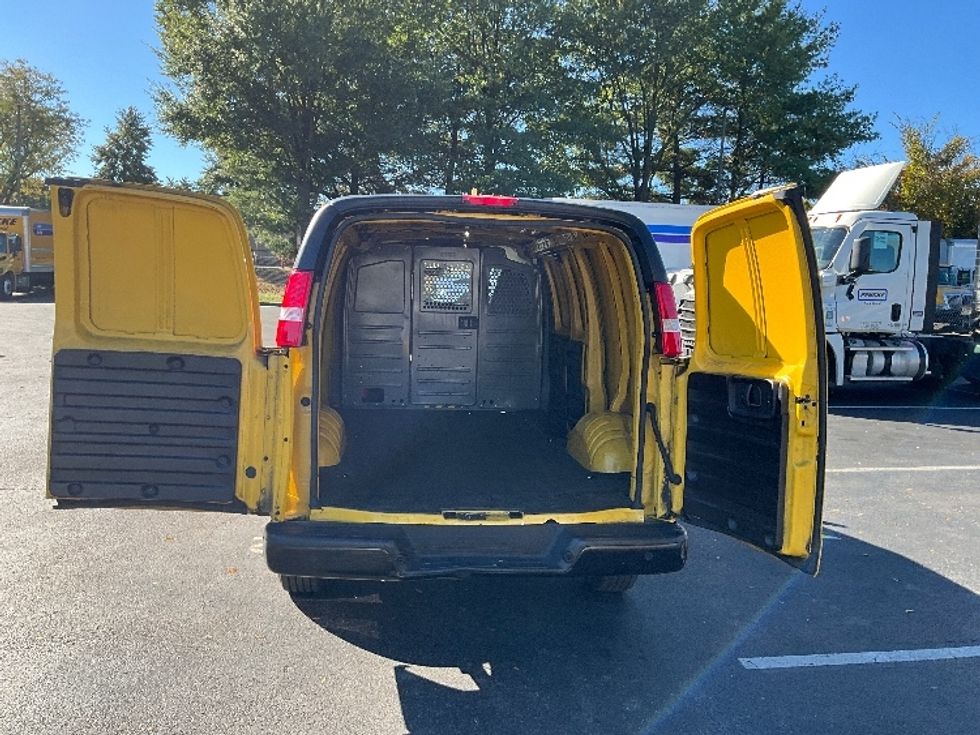 Cargo Van (Panel Van)-Light and Medium Duty Trucks-GMC-2022-Savana G23405-Capitol Heights-MD-85,990\n\t\tmiles-$ 25,500 - Image 9
