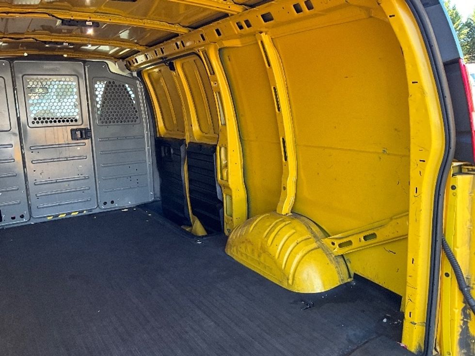Cargo Van (Panel Van)-Light and Medium Duty Trucks-GMC-2022-Savana G23405-Capitol Heights-MD-85,990\n\t\tmiles-$ 25,500 - Image 12