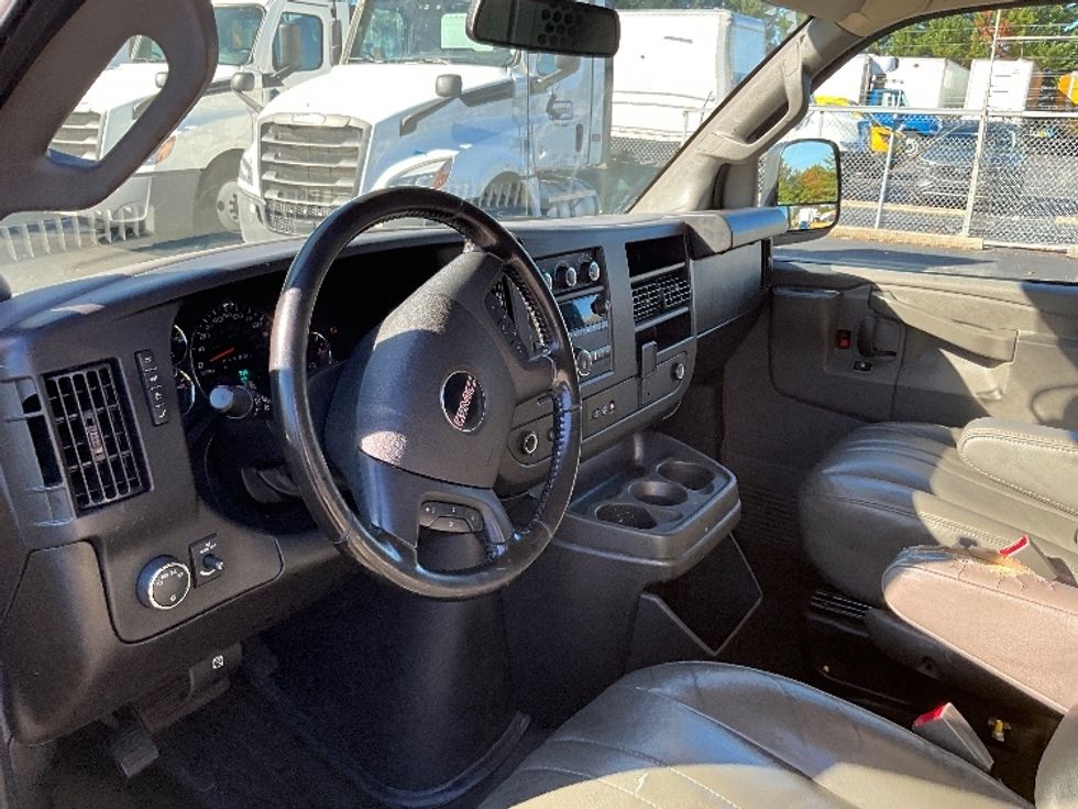 Cargo Van (Panel Van)-Light and Medium Duty Trucks-GMC-2022-Savana G23405-Capitol Heights-MD-85,990\n\t\tmiles-$ 25,500 - Image 17