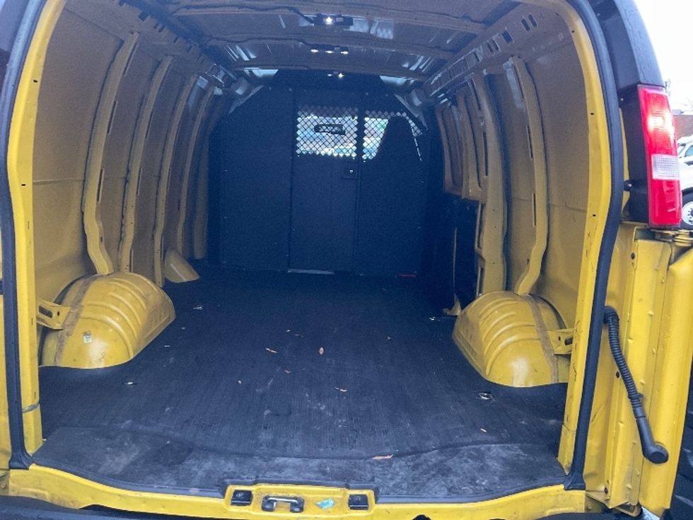 Cargo Van (Panel Van)-Light and Medium Duty Trucks-GMC-2022-Savana G23405-Capitol Heights-MD-88,780\n\t\tmiles-$ 25,250 - Image 7