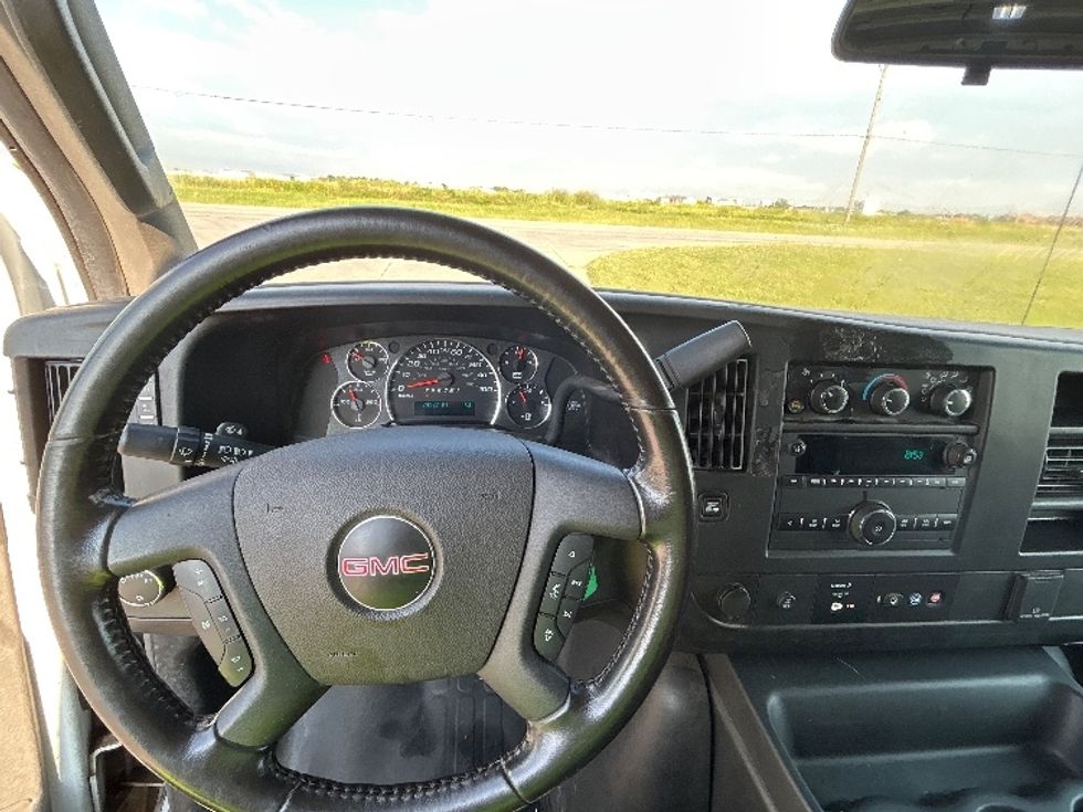 Cargo Van (Panel Van)-Light and Medium Duty Trucks-GMC-2022-Savana G23405-Dallas-TX-79,798\n\t\tmiles-$ 33,250 - Image 18