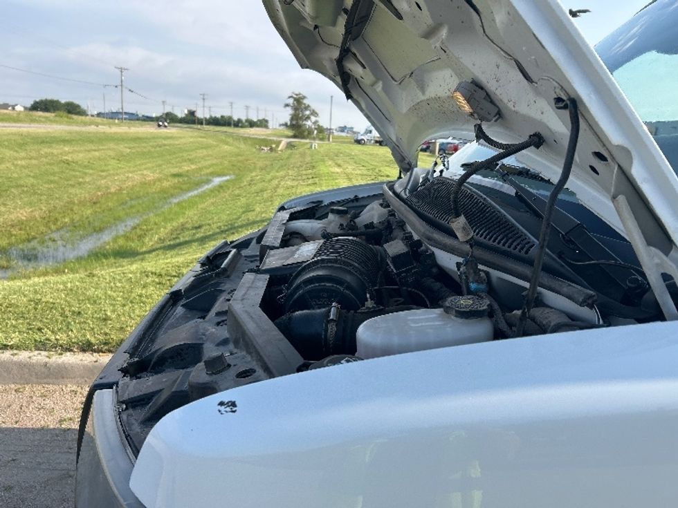 Cargo Van (Panel Van)-Light and Medium Duty Trucks-GMC-2022-Savana G23405-Dallas-TX-79,798\n\t\tmiles-$ 33,250 - Image 24