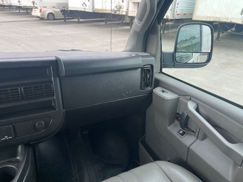 Cargo Van (Panel Van)-Light and Medium Duty Trucks-GMC-2022-Savana G23405-Fort Wayne-IN-102,632\n\t\tmiles-$ 24,750 - Image 21