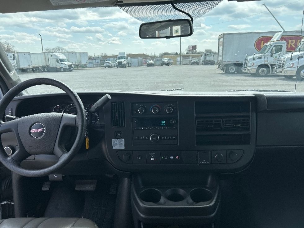 Cargo Van (Panel Van)-Light and Medium Duty Trucks-GMC-2022-Savana G23405-Fort Wayne-IN-135,000\n\t\tmiles-$ 21,250 - Image 16