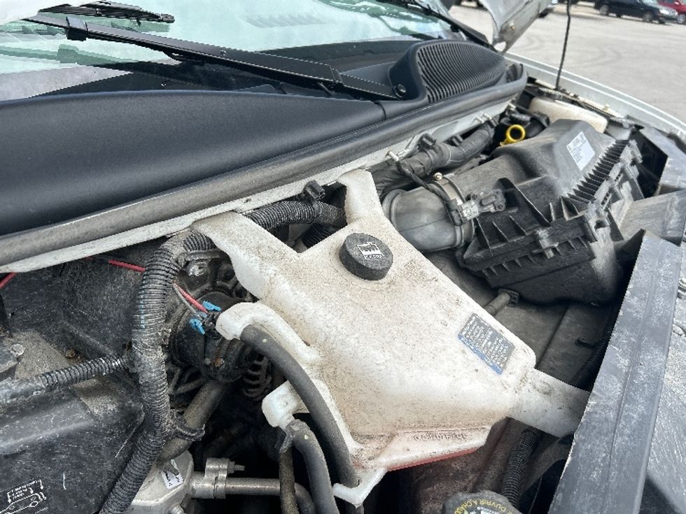 Cargo Van (Panel Van)-Light and Medium Duty Trucks-GMC-2022-Savana G23405-Fort Wayne-IN-135,000\n\t\tmiles-$ 21,250 - Image 21