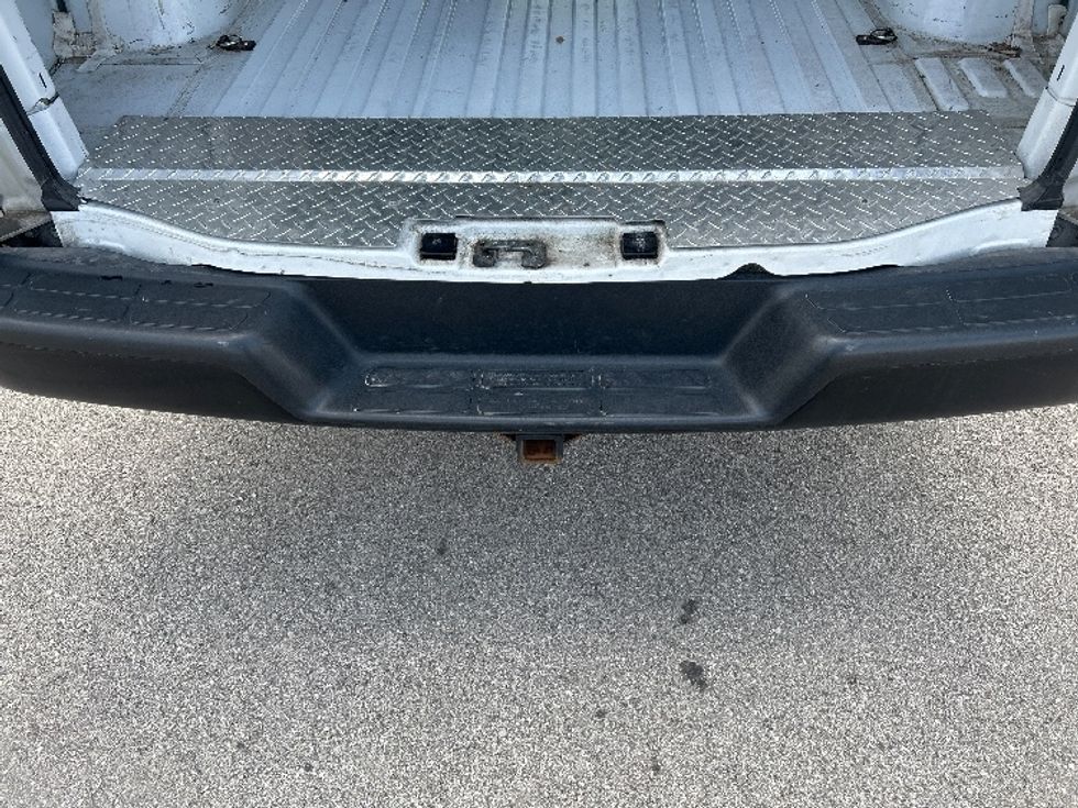 Cargo Van (Panel Van)-Light and Medium Duty Trucks-GMC-2022-Savana G23405-Fort Wayne-IN-135,000\n\t\tmiles-$ 21,250 - Image 9