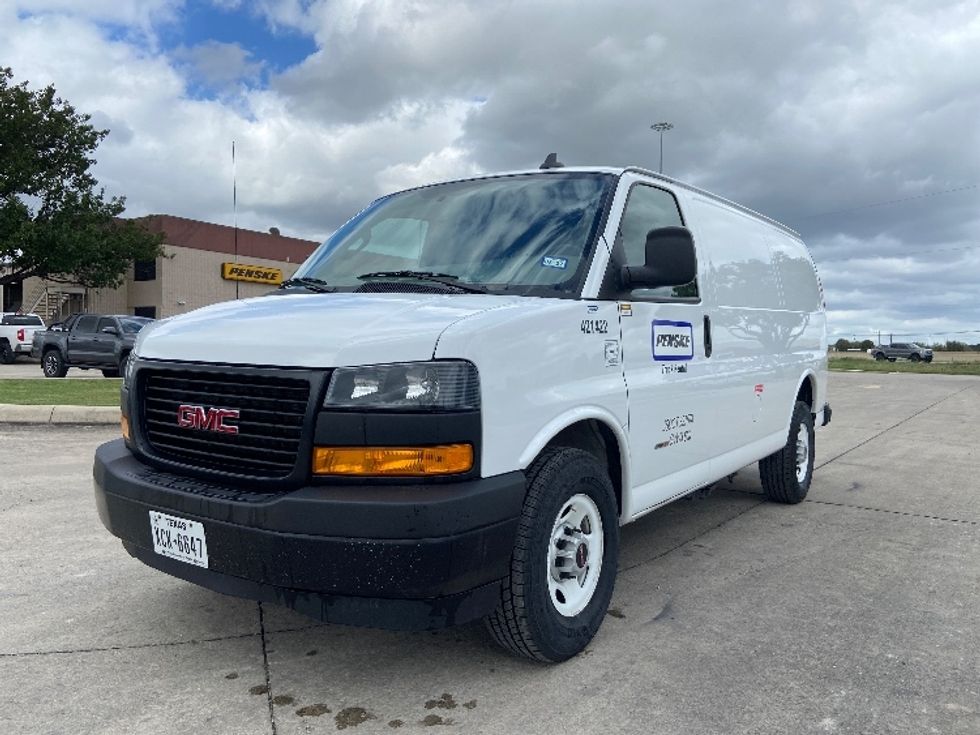 Cargo Van (Panel Van)-Light and Medium Duty Trucks-GMC-2022-Savana G23405-San Antonio-TX-118,950\n\t\tmiles-$ 27,750 - Image 3