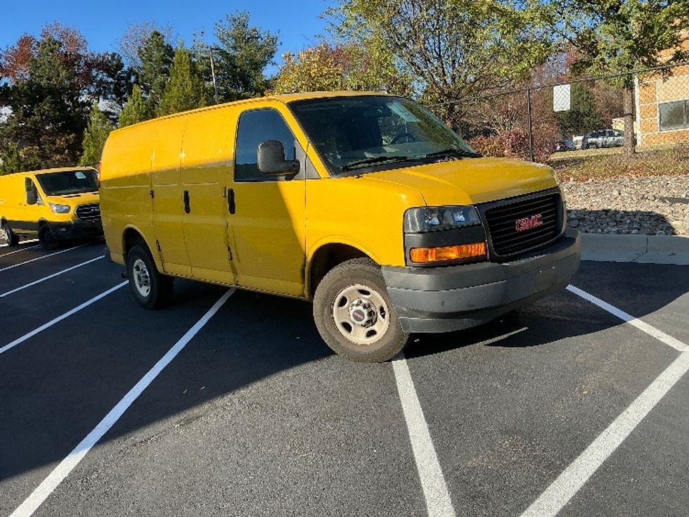 Cargo Van (Panel Van)-Light and Medium Duty Trucks-GMC-2022-Savana G23405-Sterling-VA-104,991\n\t\tmiles-$ 23,250 - Image 1