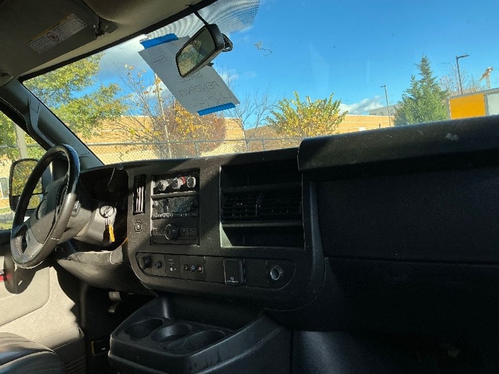 Cargo Van (Panel Van)-Light and Medium Duty Trucks-GMC-2022-Savana G23405-Sterling-VA-104,991\n\t\tmiles-$ 23,250 - Image 17