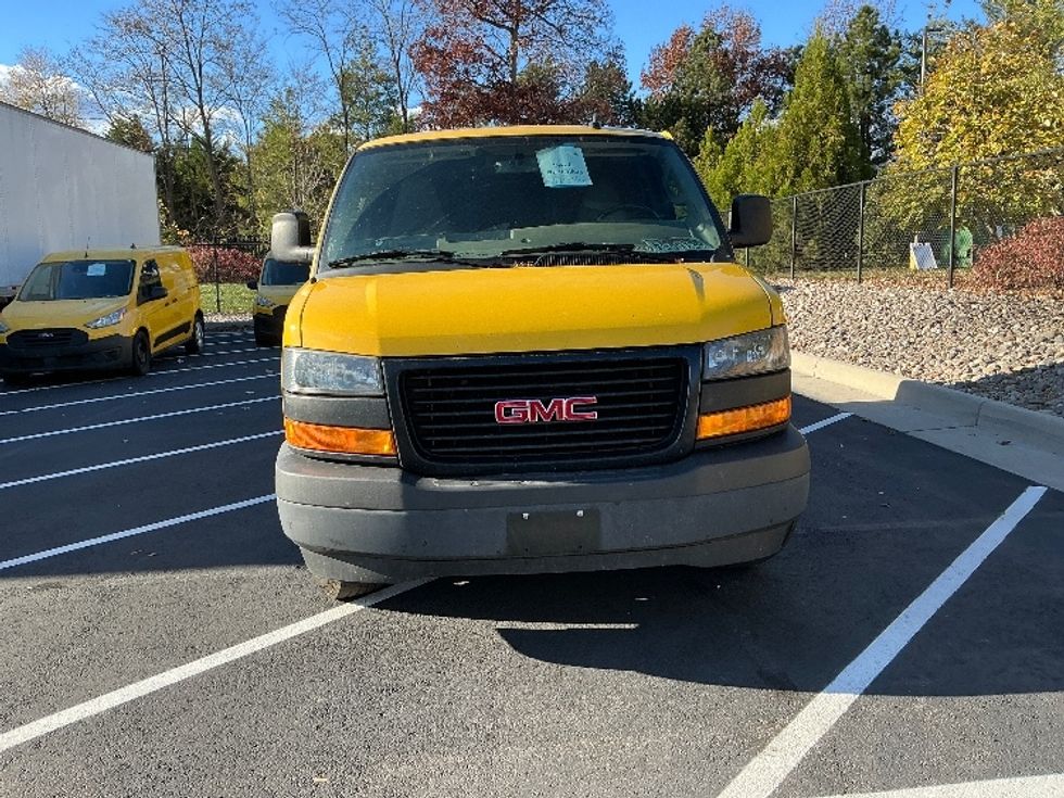 Cargo Van (Panel Van)-Light and Medium Duty Trucks-GMC-2022-Savana G23405-Sterling-VA-104,991\n\t\tmiles-$ 23,250 - Image 2