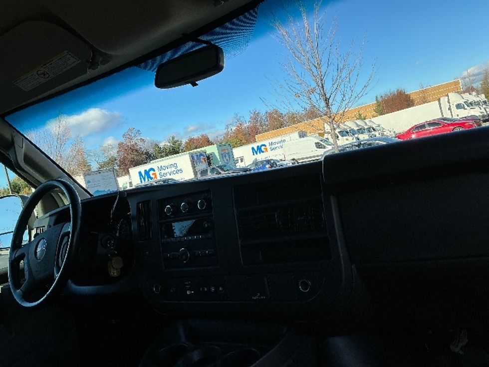 Cargo Van (Panel Van)-Light and Medium Duty Trucks-GMC-2022-Savana G23405-Sterling-VA-107,741\n\t\tmiles-$ 22,750 - Image 17