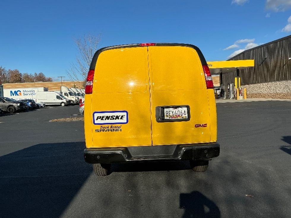 Cargo Van (Panel Van)-Light and Medium Duty Trucks-GMC-2022-Savana G23405-Sterling-VA-107,741\n\t\tmiles-$ 22,750 - Image 6