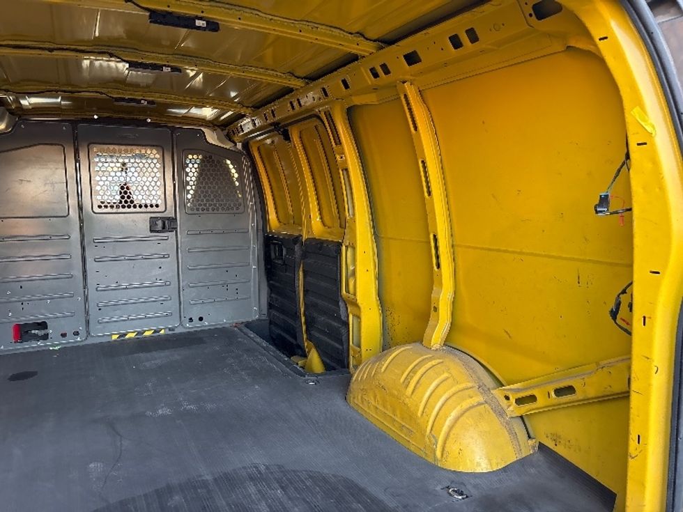 Cargo Van (Panel Van)-Light and Medium Duty Trucks-GMC-2022-Savana G23405-Sterling-VA-110,620\n\t\tmiles-$ 22,750 - Image 12