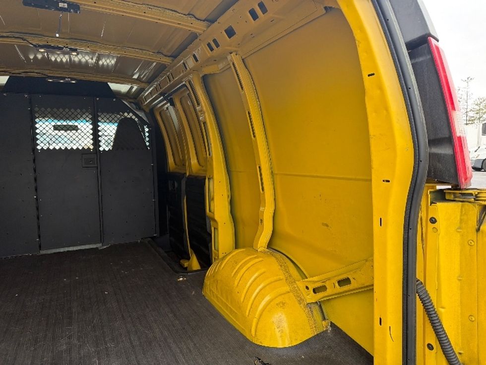 Cargo Van (Panel Van)-Light and Medium Duty Trucks-GMC-2022-Savana G23405-Sterling-VA-57,564\n\t\tmiles-$ 28,250 - Image 11