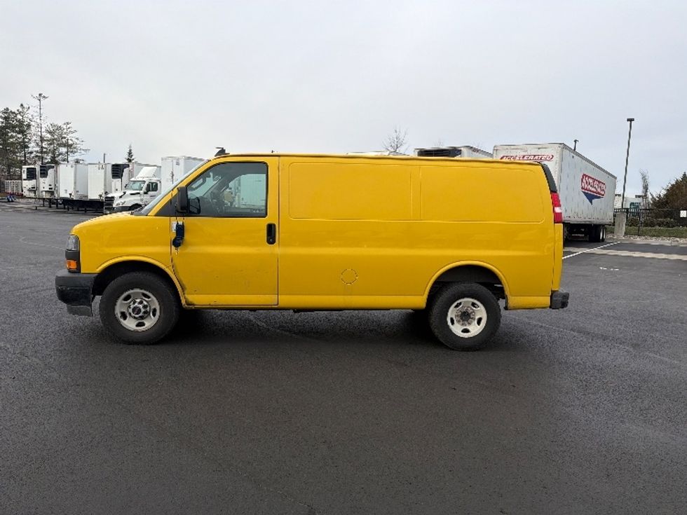 Cargo Van (Panel Van)-Light and Medium Duty Trucks-GMC-2022-Savana G23405-Sterling-VA-57,564\n\t\tmiles-$ 28,250 - Image 13